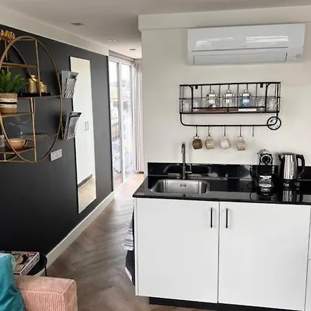 The King Botel Kerkdriel